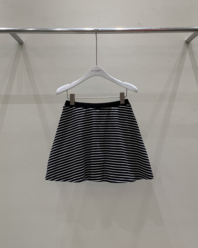 LOVE MOMENT直郵韓國代購㊣女裝新品人氣休閑25春夏短裙條紋LOVE MOMENT短裙圖色3
