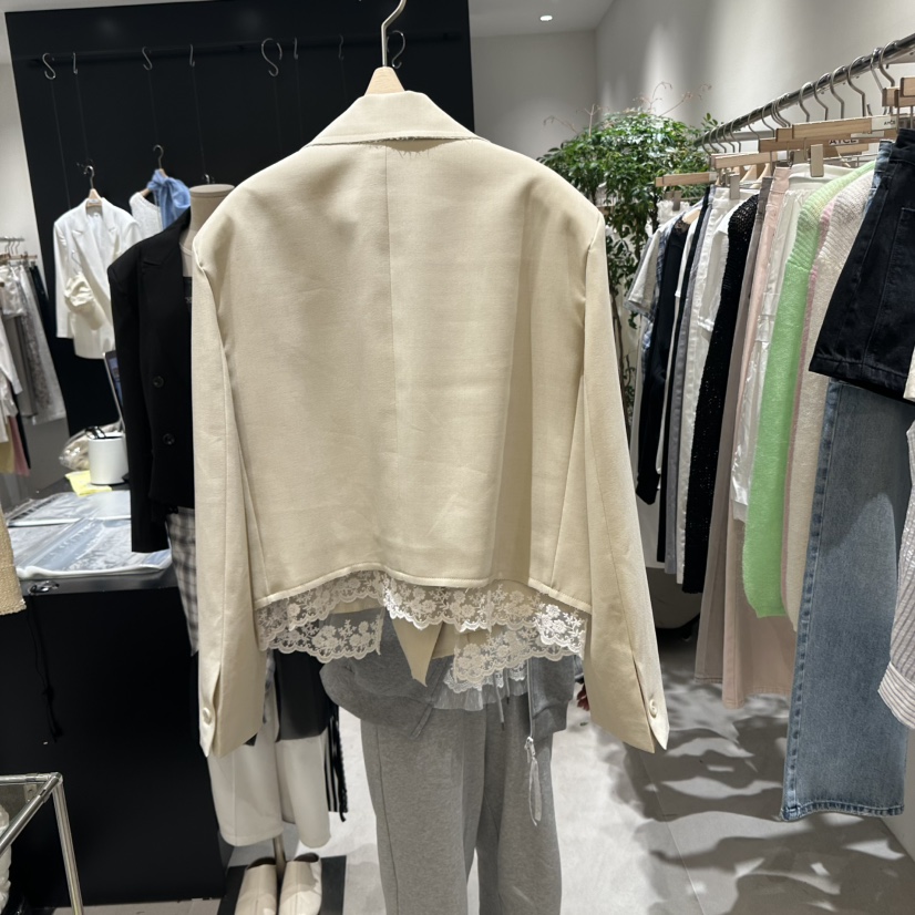 AYCE韓國直郵㊣女裝新品熱賣職業推薦25春夏人氣時尚夾克蕾絲101SHOWROOM/AYCE夾克