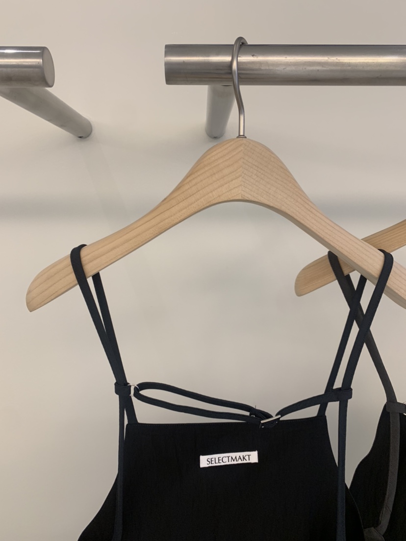 SELECT MARKET東大門代購女裝新品推薦職業真品熱賣吊帶背心SELECT MARKET吊帶/背心