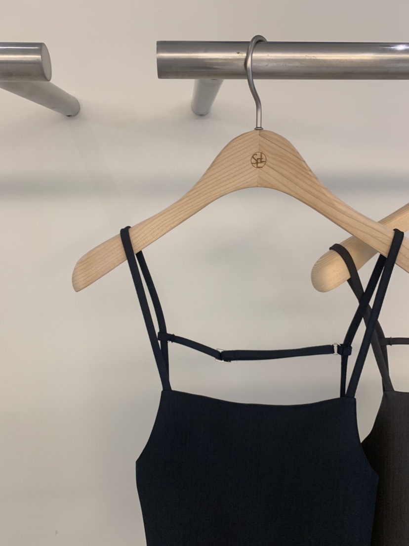 SELECT MARKET東大門代購女裝新品推薦職業真品熱賣吊帶背心SELECT MARKET吊帶/背心