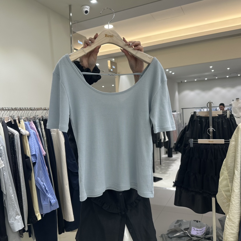 BENE韓國代購女士新品人氣時尚職業真品休閑熱賣25春夏推薦T恤BENET恤圖色2