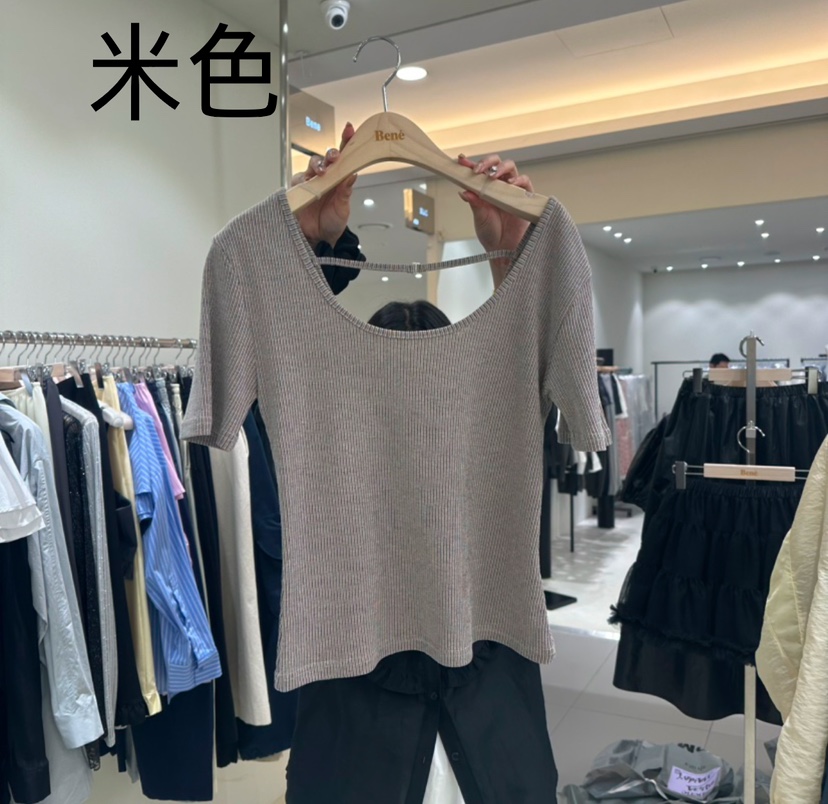 BENE韓國代購女士新品人氣時尚職業真品休閑熱賣25春夏推薦T恤BENET恤圖色4