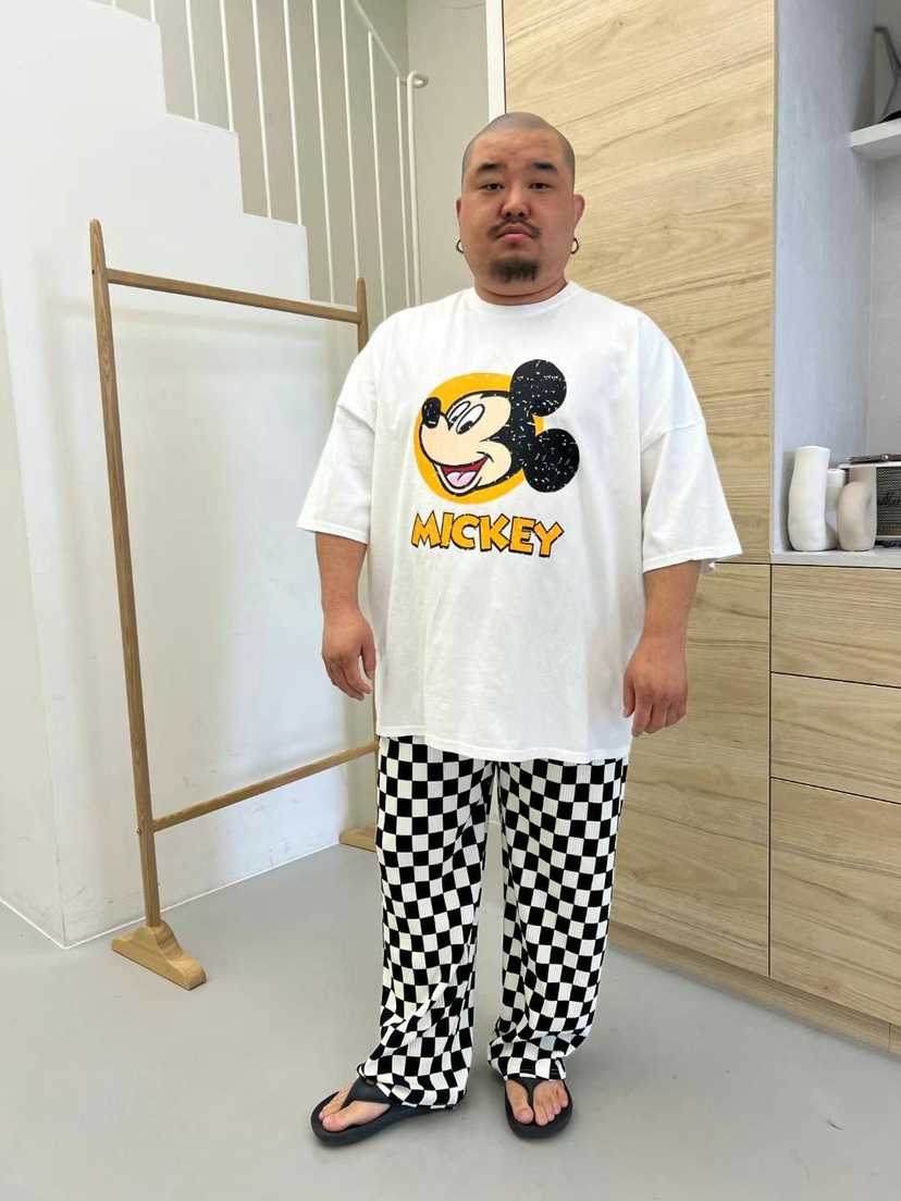 KKUKKU東大門代購女裝新款職業推薦真品25春夏時尚人氣熱賣T恤KKUKKU-男裝T恤圖色2