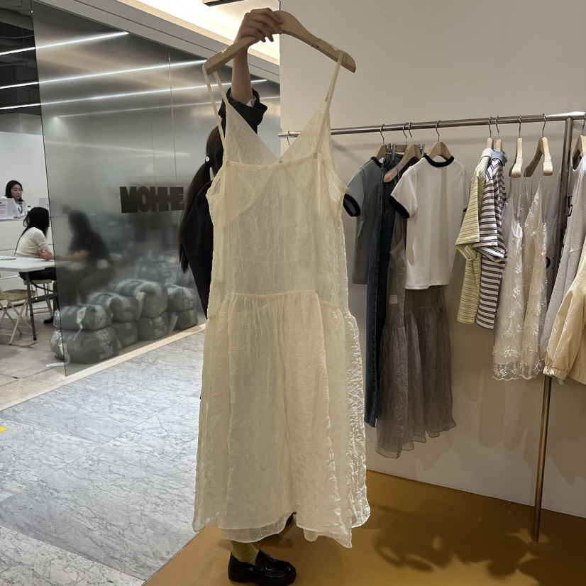 DE VENTI東大門直郵女裝新品時尚25春夏真品連衣裙不含內搭DE VENTI連衣裙