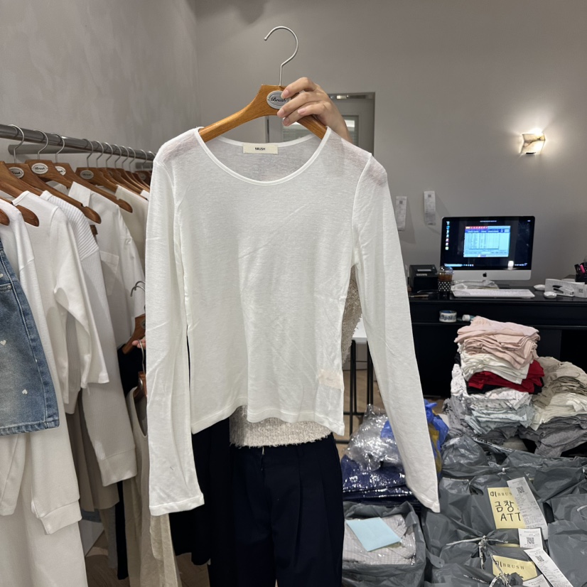 BRUSH-P東大門實拍女士新款熱賣真品時尚休閑職業推薦長袖T恤BRUSH-P長袖T恤圖色2