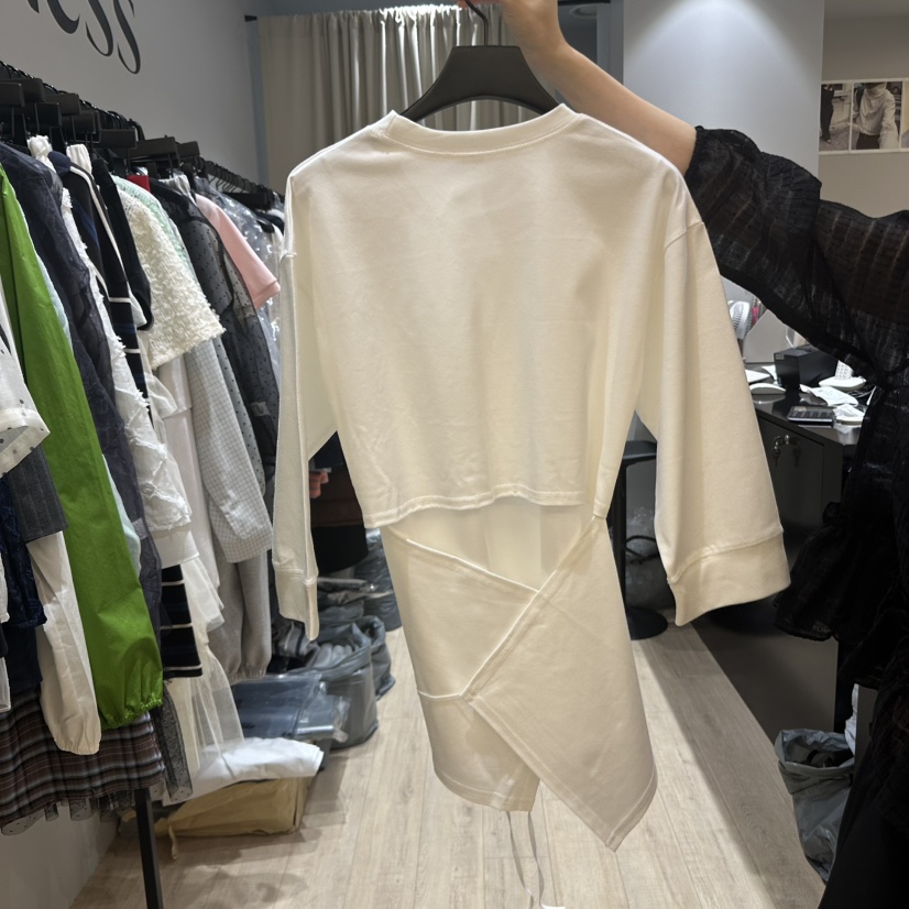 SOFTNESS韓國直郵女士新品熱賣時尚人氣真品推薦職業長袖T恤Softness/Cosmic長袖T恤