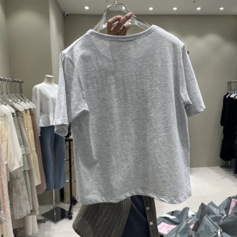 PRIMA LUCE東大門實拍女士新品時尚職業推薦人氣熱賣休閑T恤CHARLOTTET恤