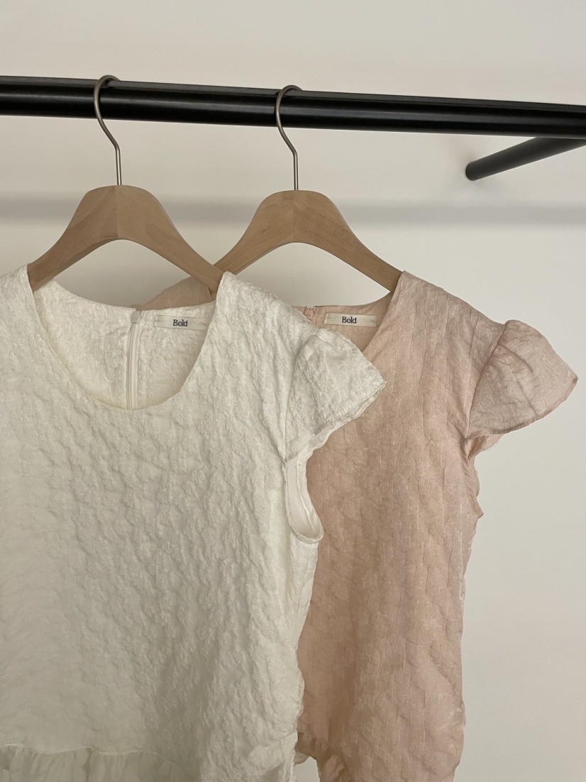 BOLD-A東大門直郵女裝新品真品25春夏推薦人氣時尚襯衫蕾絲衫RE BOLD襯衫/蕾絲衫