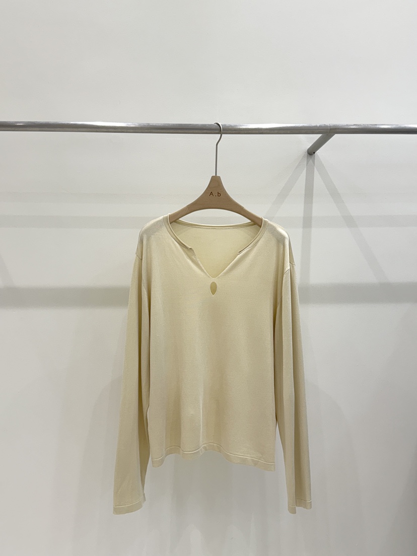 AUTUMN BEIGE PLUS韓國代購女士新品25春夏推薦人氣長袖T恤A.b/AUTUMN BEIGE-無長袖T恤圖色2