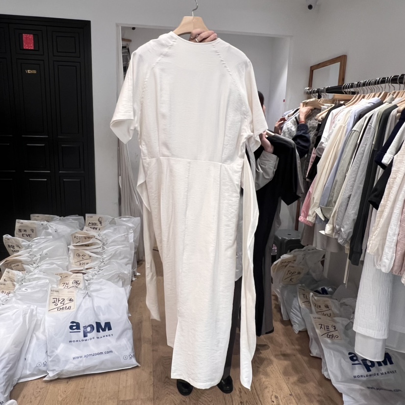 VENIR-a東大門直郵女裝新品人氣時尚熱賣職業休閑25春夏連衣裙VENIR-a連衣裙