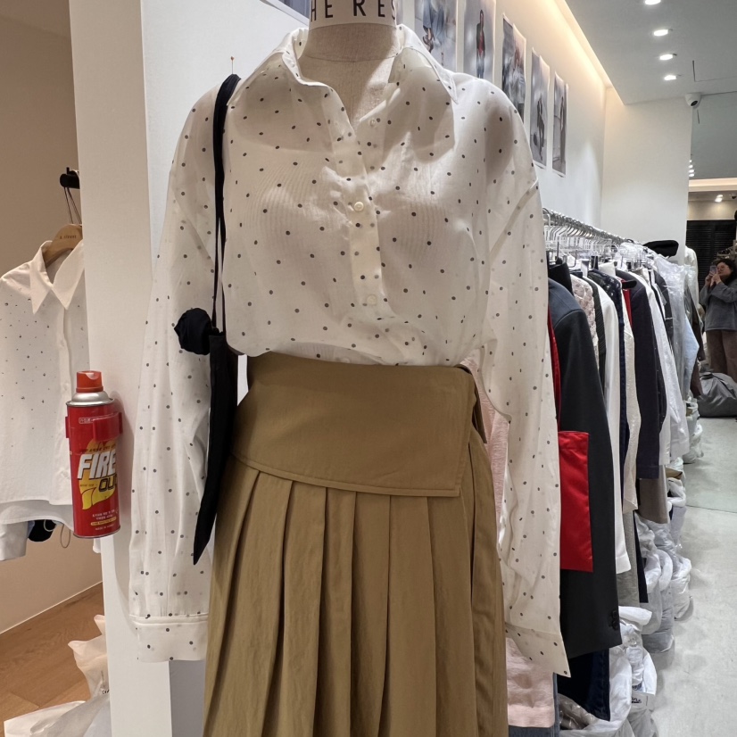 THE REST韓國代購女裝新品真品職業熱賣推薦人氣襯衫蕾絲衫THE REST/UNNOEUD襯衫/蕾絲衫圖色3
