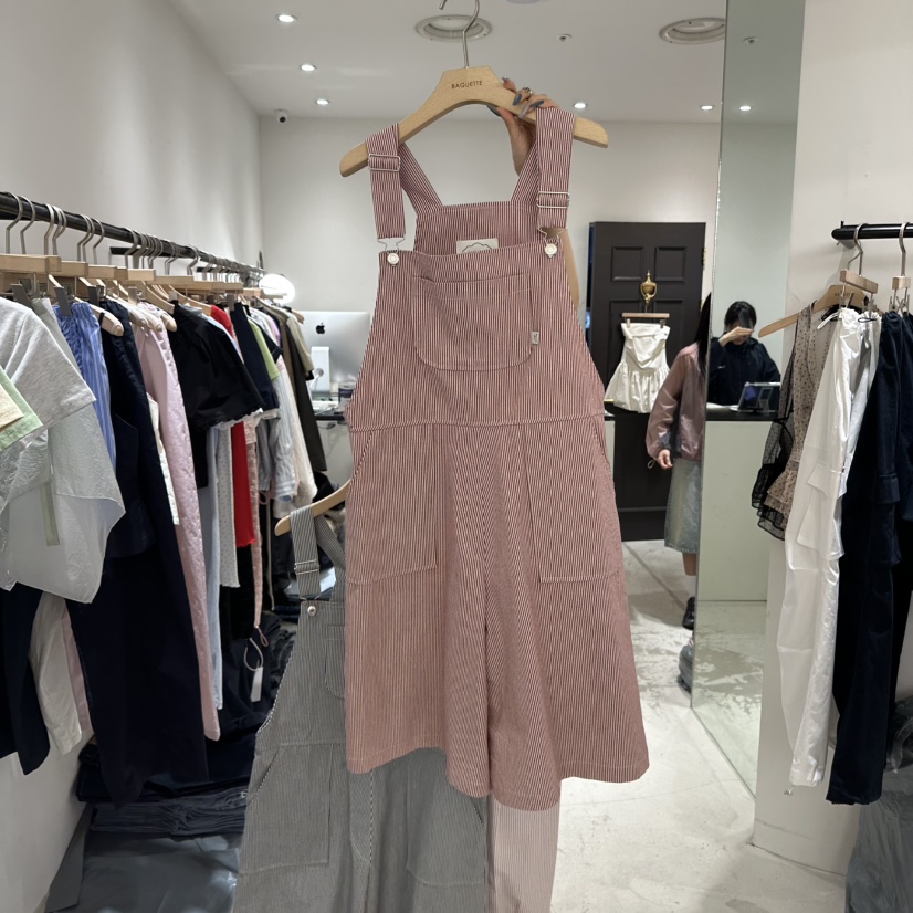 BAGUETTE韓國代購女裝新品時尚真品休閑推薦人氣熱賣背帶褲BAGUETTE背帶褲