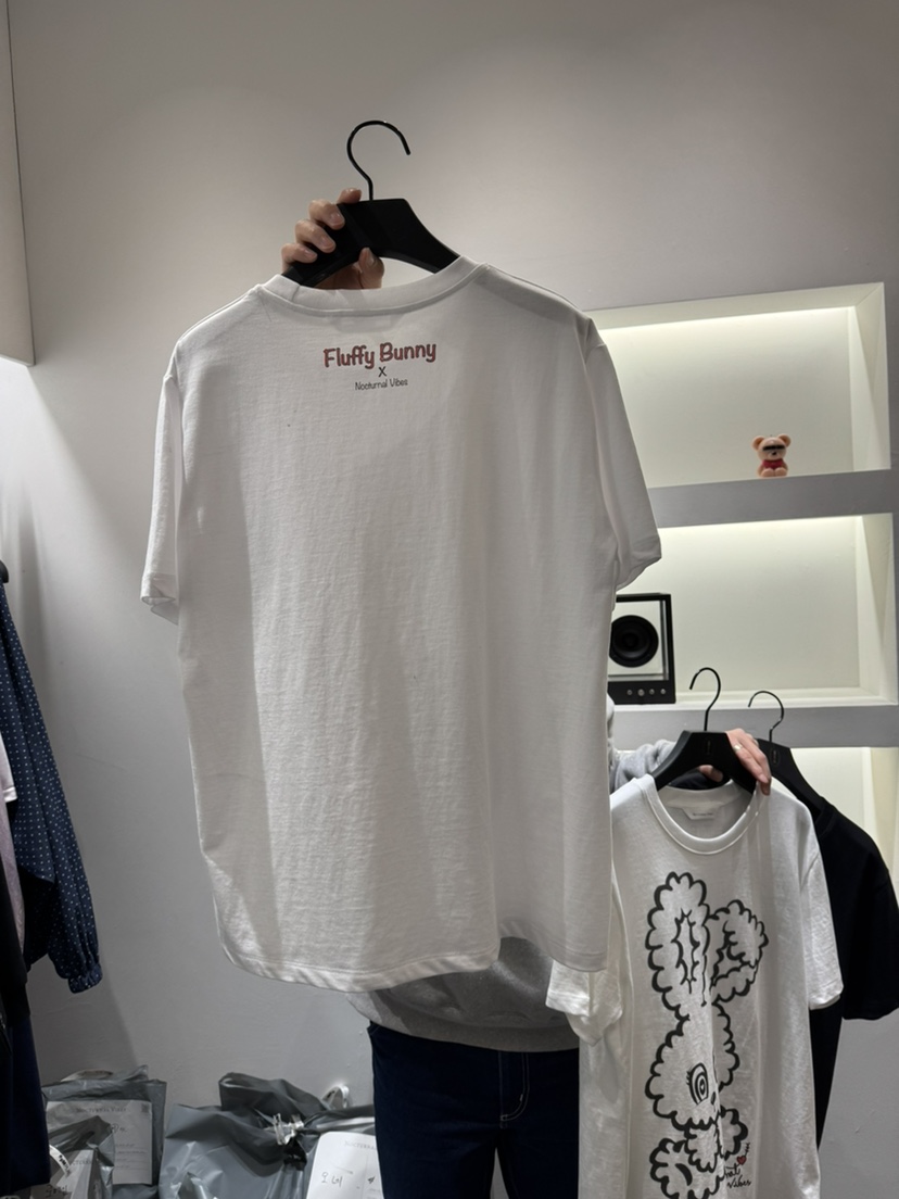 NOCTURNAL VIBE東大門代購女士新品職業時尚真品T恤兔子絨NOCTURNAL VIBET恤