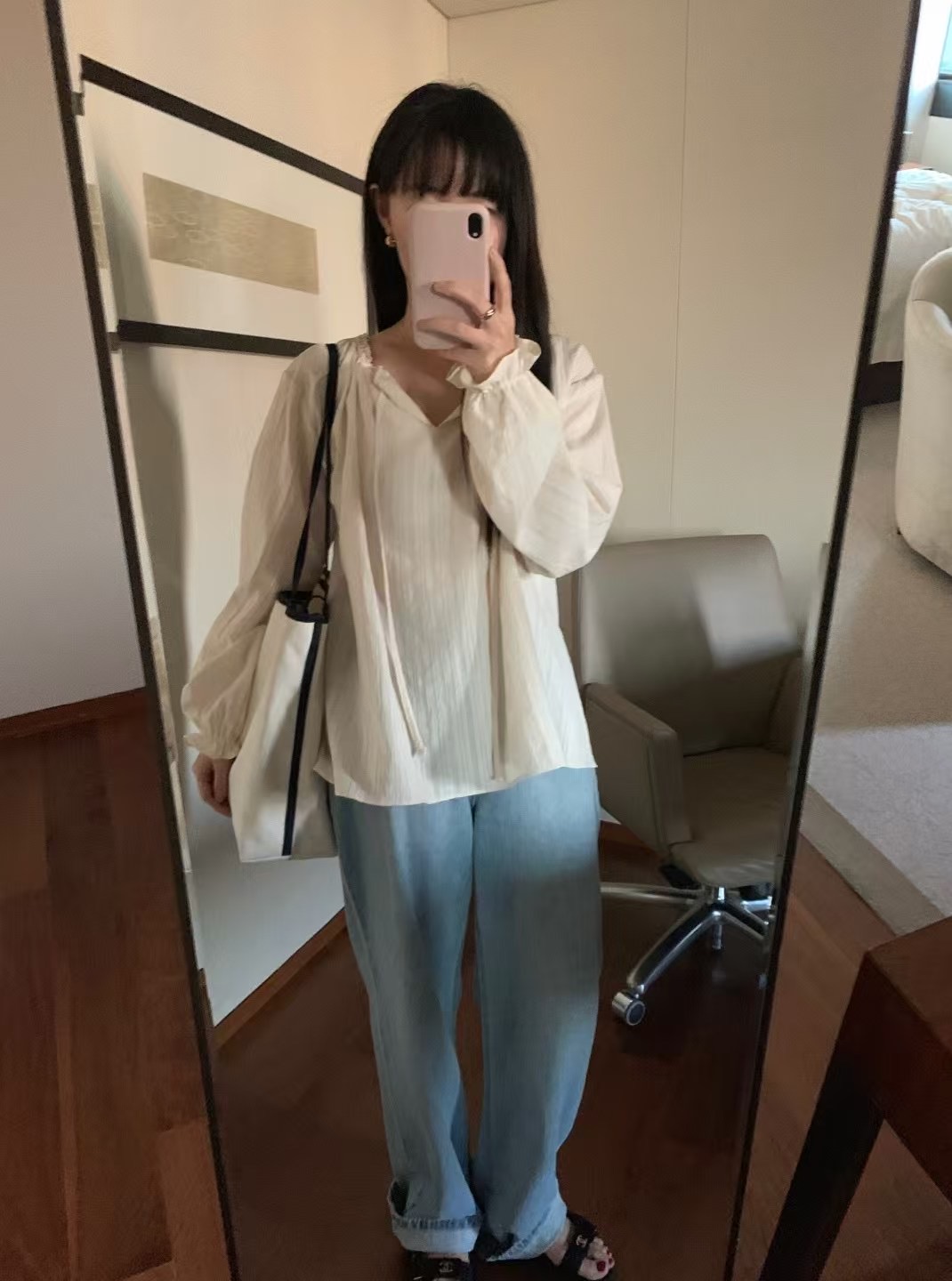 MOOD BEIGE韓國直郵女士新品25春夏時尚熱賣人氣襯衫蕾絲衫MOOD BEIGE襯衫/蕾絲衫