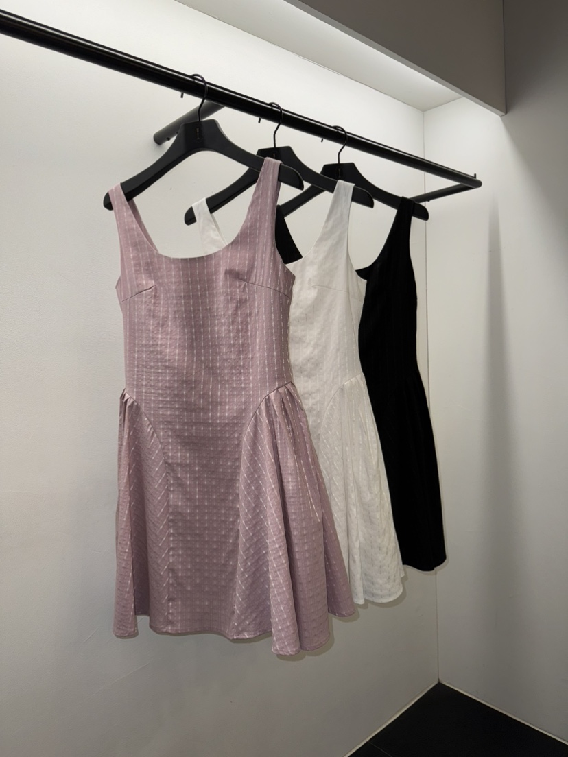 NOCTURNAL VIBE韓國代購女裝新品25春夏職業休閑熱賣連衣裙NOCTURNAL VIBE連衣裙