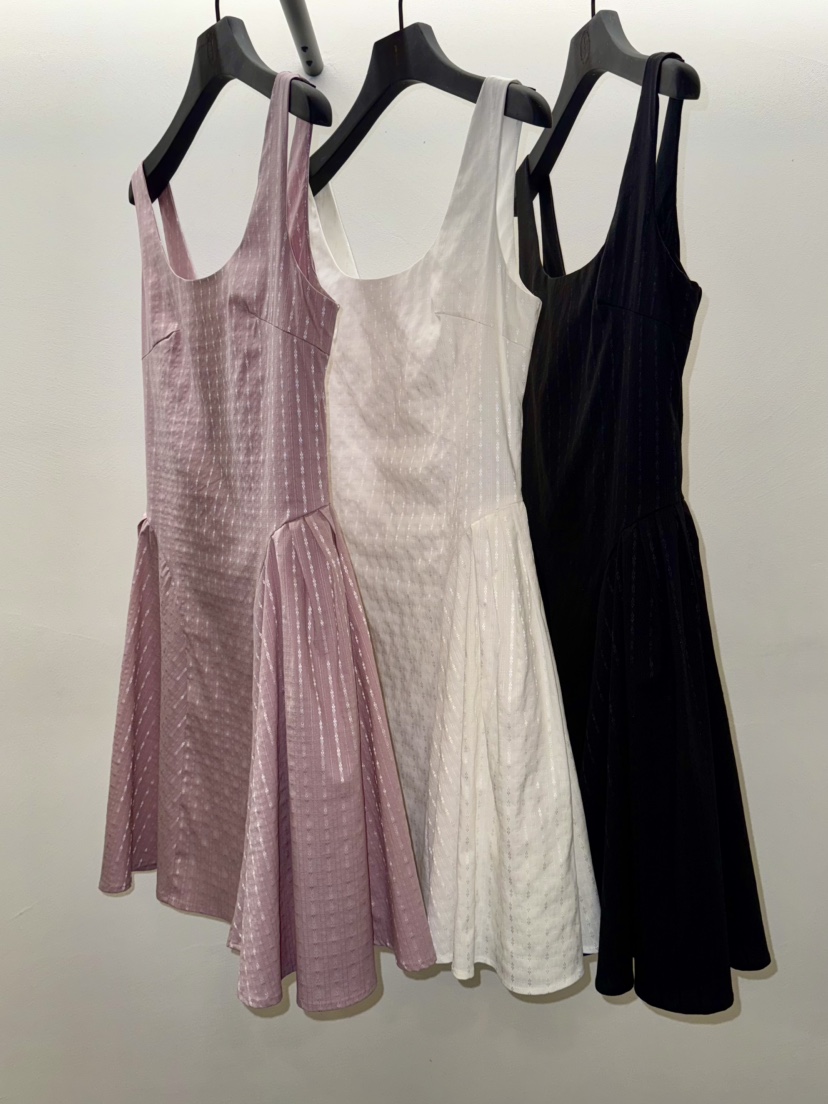 NOCTURNAL VIBE韓國代購女裝新品25春夏職業休閑熱賣連衣裙NOCTURNAL VIBE連衣裙