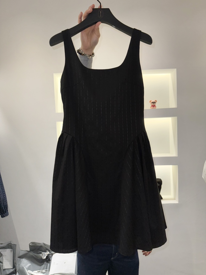NOCTURNAL VIBE韓國代購女裝新品25春夏職業休閑熱賣連衣裙NOCTURNAL VIBE連衣裙圖色3