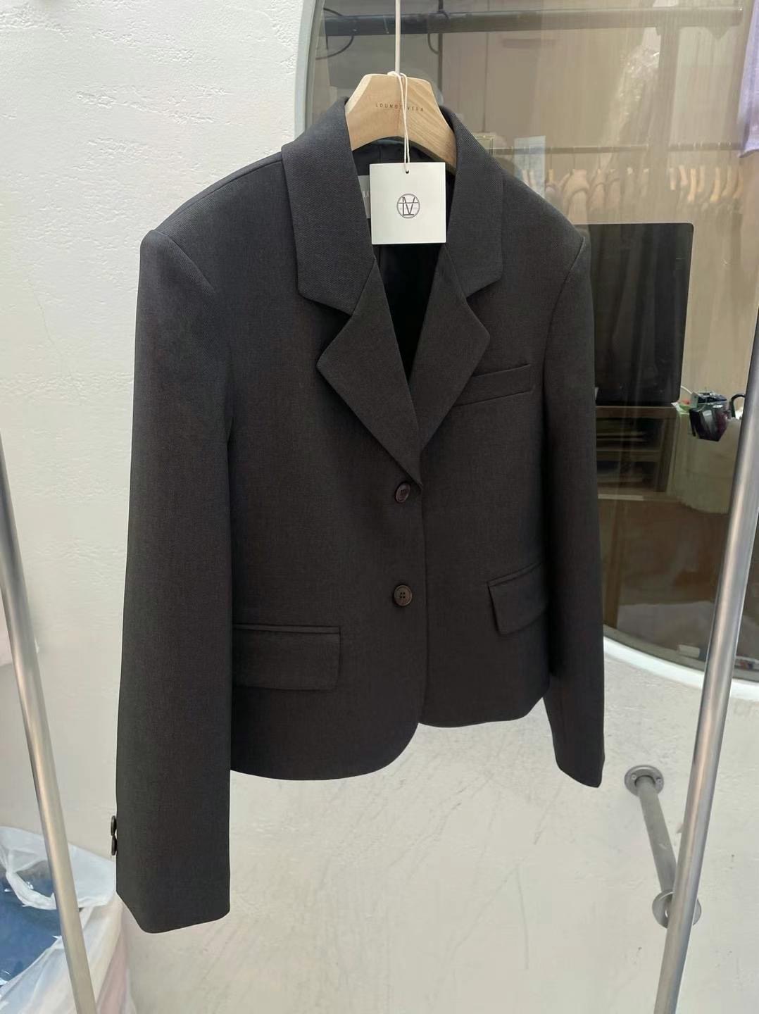 LOUNGE VERA韓國直郵女裝新品休閑時尚職業25春夏熱賣夾克LOUNGE VERA-2件訂夾克圖色2