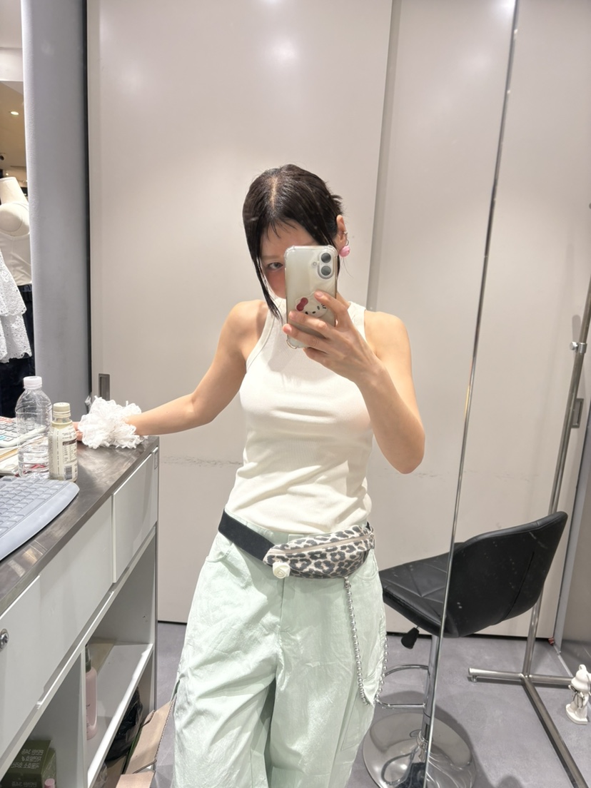 PLATFORM-L韓國直郵㊣東大門實拍女裝新品推薦職業吊帶背心PLATFORM吊帶/背心