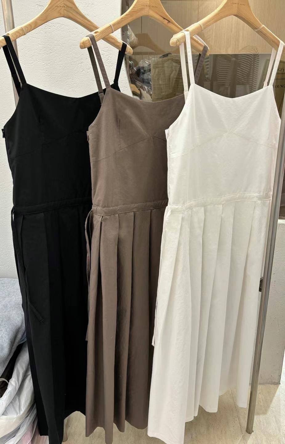 LOUNGE VERA東大門實拍女裝新款推薦真品人氣25春夏連衣裙LOUNGE VERA-2件訂連衣裙