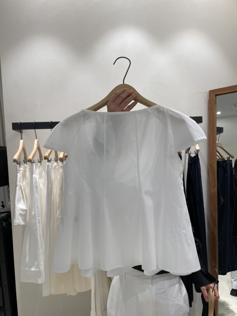 OHAO東大門直郵女士新品真品時尚人氣25春夏熱賣襯衫蕾絲衫OHAO/HA MONG襯衫/蕾絲衫