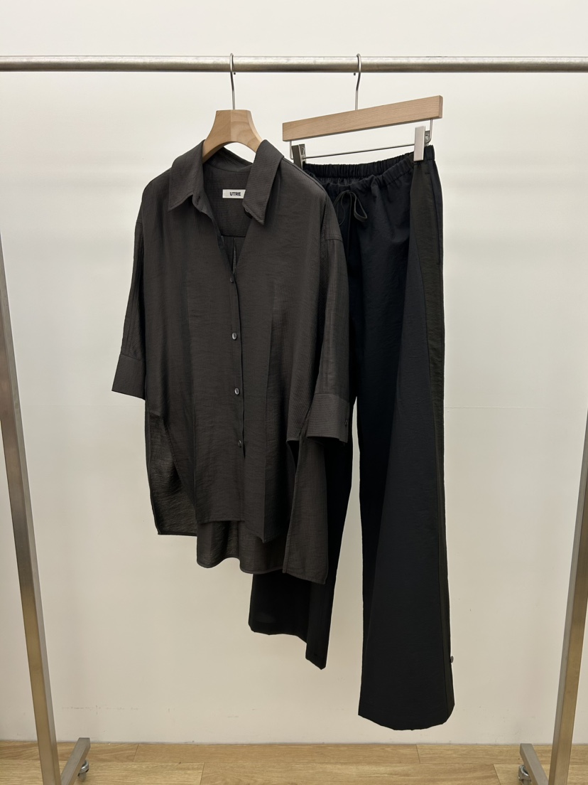 UTRE韓國代購女士新款25春夏職業熱賣推薦真品襯衫蕾絲衫寬松UTRE襯衫/蕾絲衫