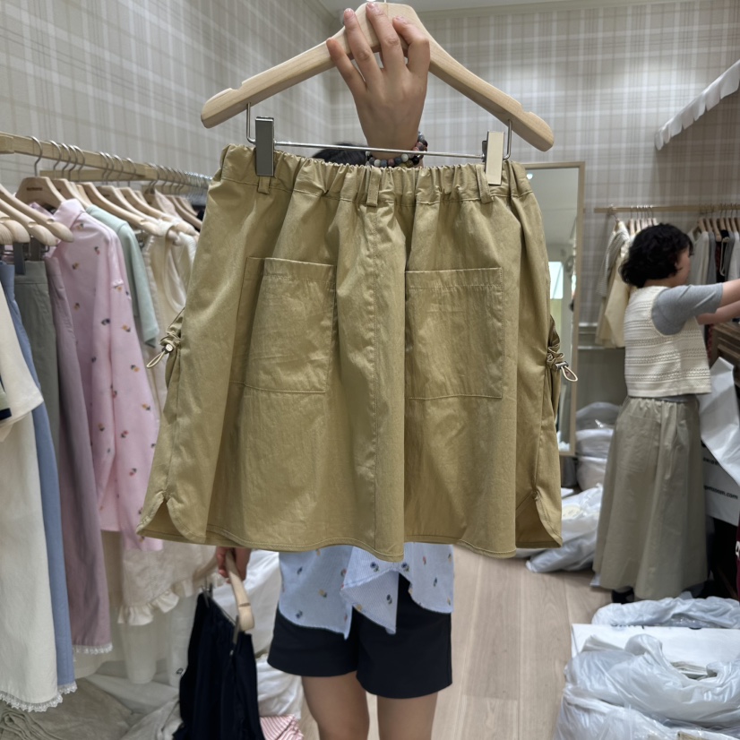 OURMOMENT東大門代購女士新品25春夏熱賣推薦真品人氣時尚短裙OURMOMENT短裙