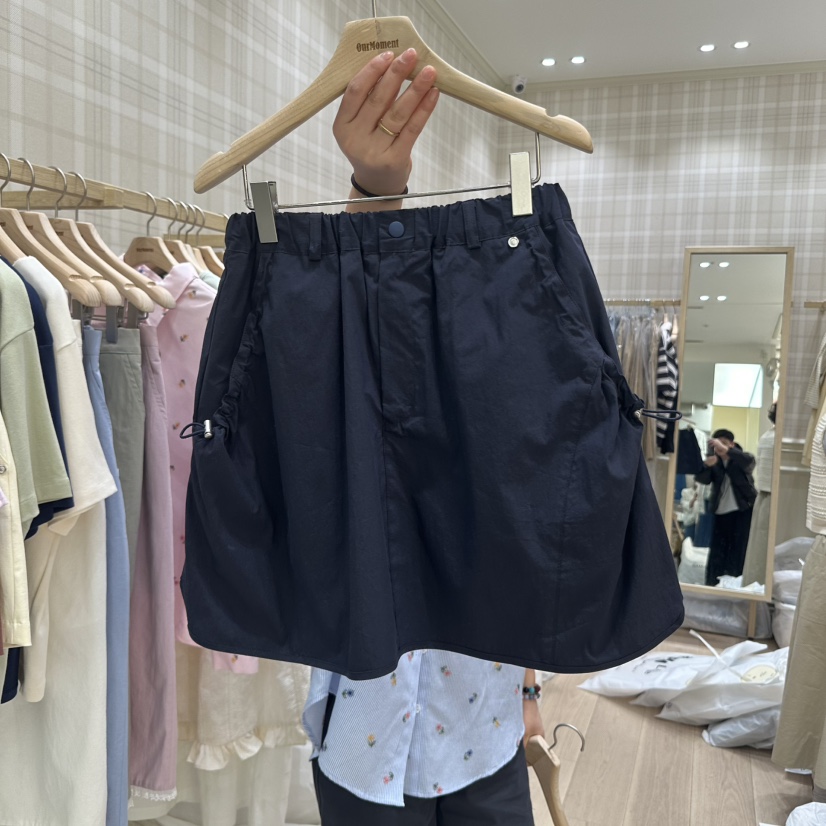 OURMOMENT東大門代購女士新品25春夏熱賣推薦真品人氣時尚短裙OURMOMENT短裙圖色2