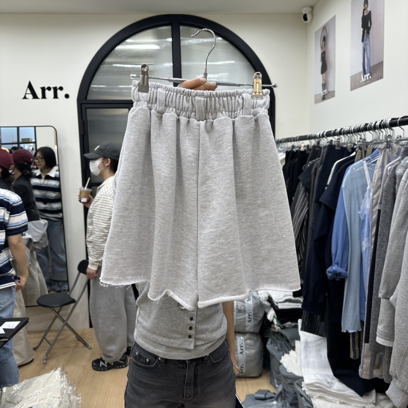 ARR東大門實拍女裝新品休閑推薦熱賣職業真品時尚短褲不含腰帶ARR短褲