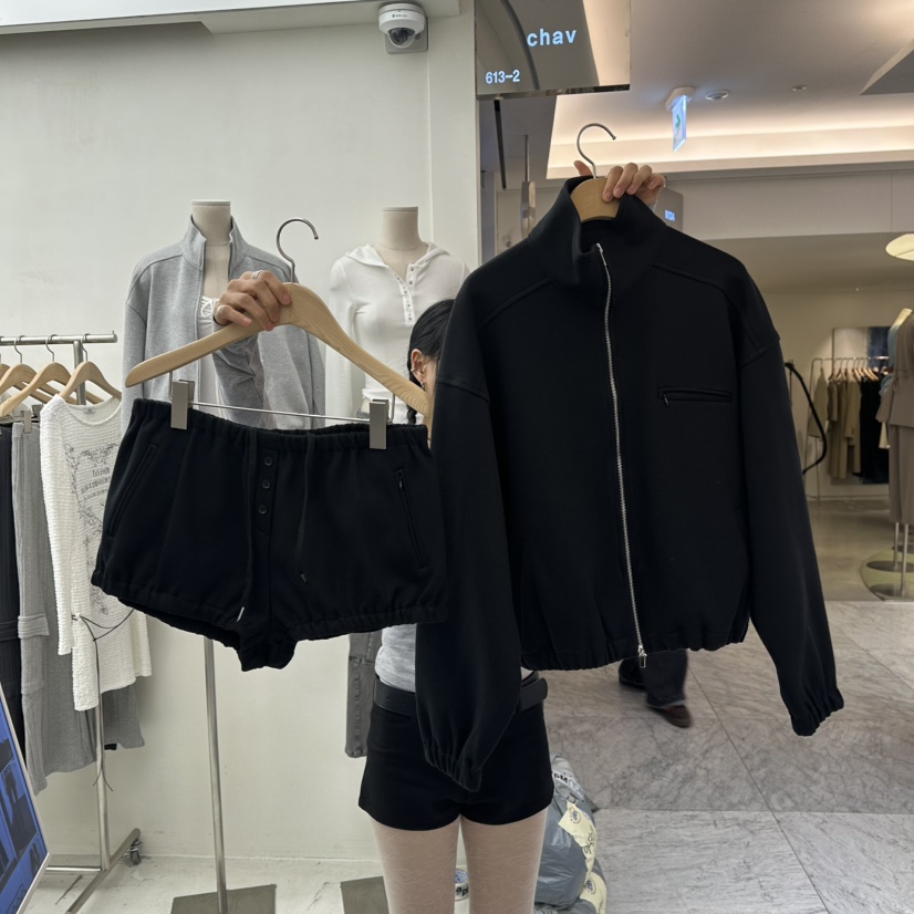 CHAV韓國代購女士新品真品熱賣25春夏休閑職業人氣推薦套裝CHAV套裝圖色2