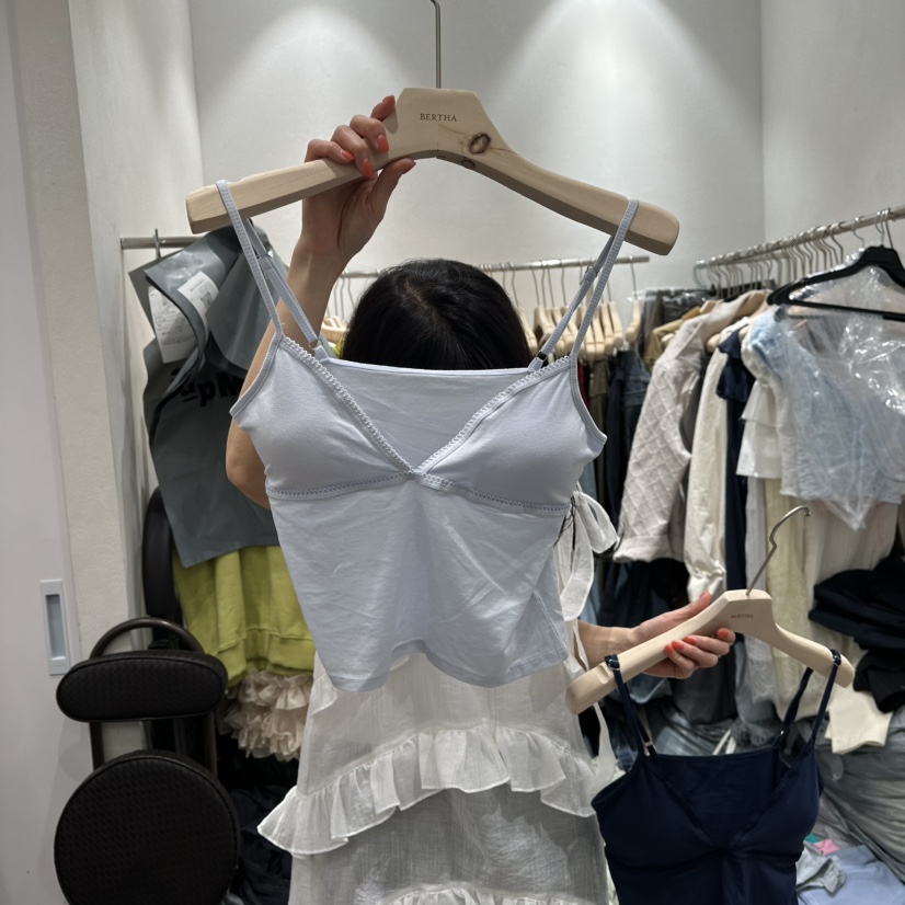 BERTHA韓國直郵女士新品時尚25春夏推薦人氣真品休閑吊帶背心BERTHA吊帶/背心圖色2