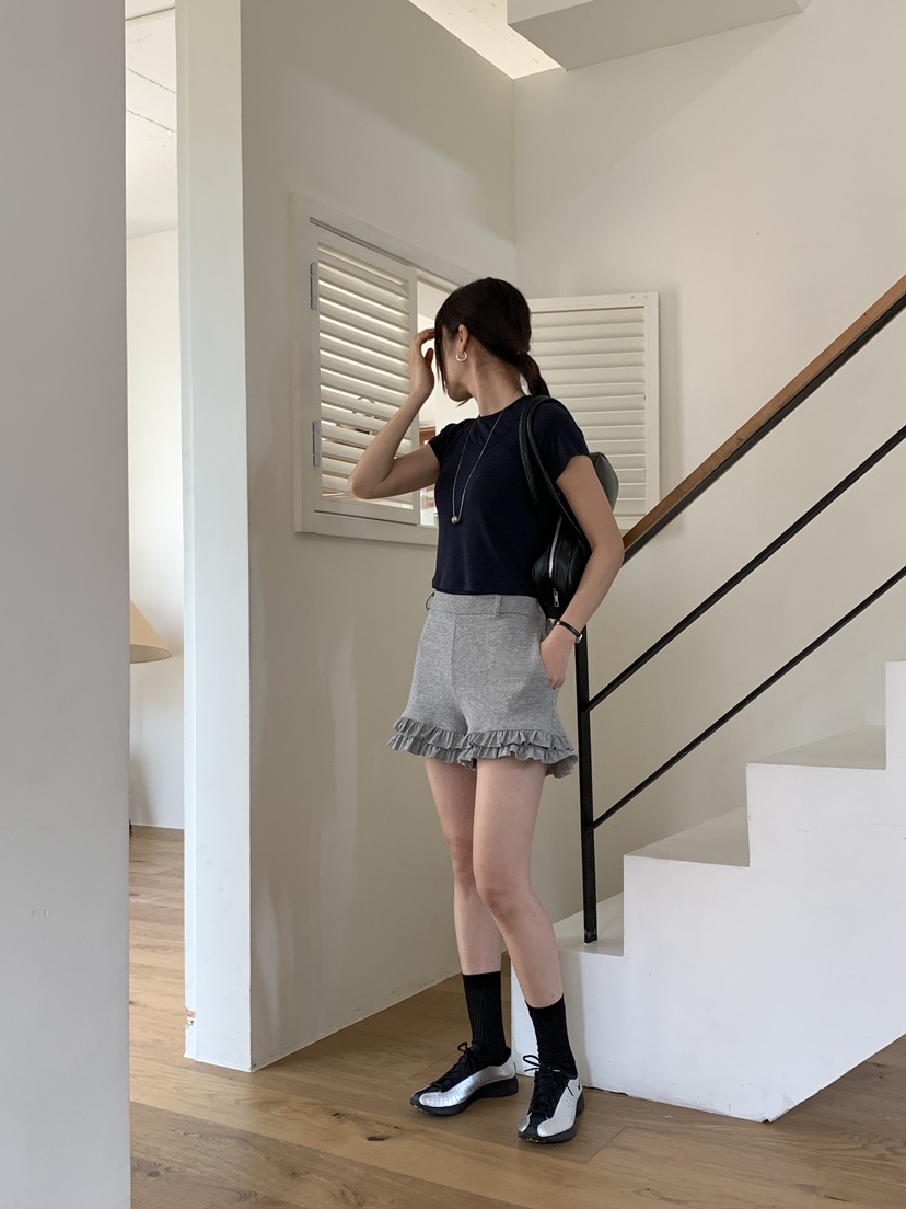 PIN-UP韓國直郵㊣東大門實拍女裝新款熱賣人氣休閑短褲荷葉邊PIN-UP短褲