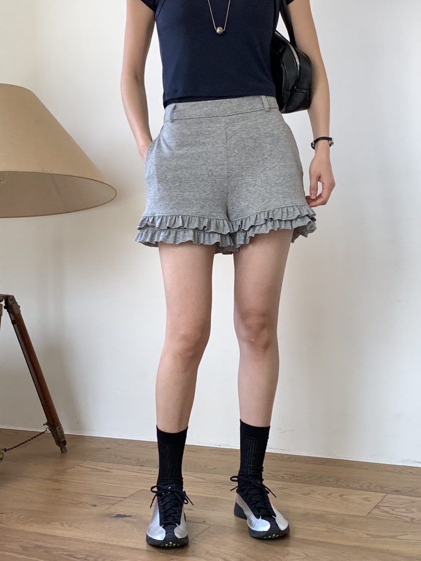 PIN-UP韓國直郵㊣東大門實拍女裝新款熱賣人氣休閑短褲荷葉邊PIN-UP短褲
