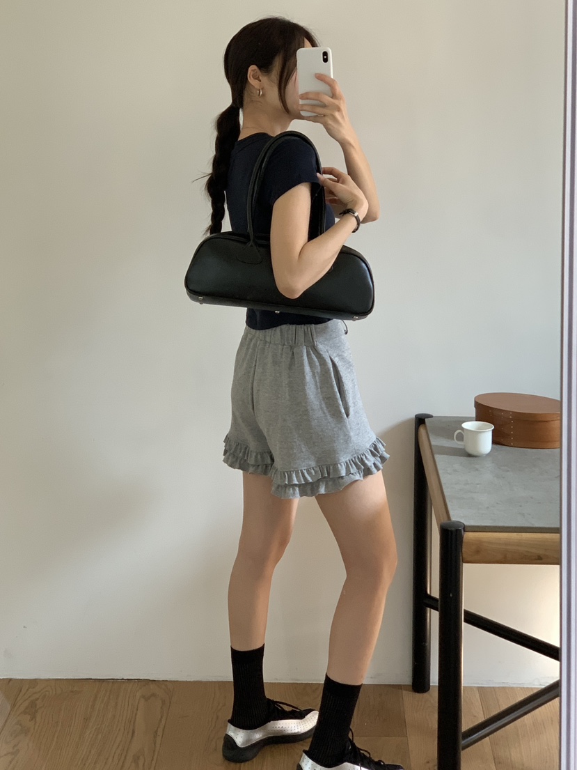 PIN-UP韓國直郵㊣東大門實拍女裝新款熱賣人氣休閑短褲荷葉邊PIN-UP短褲