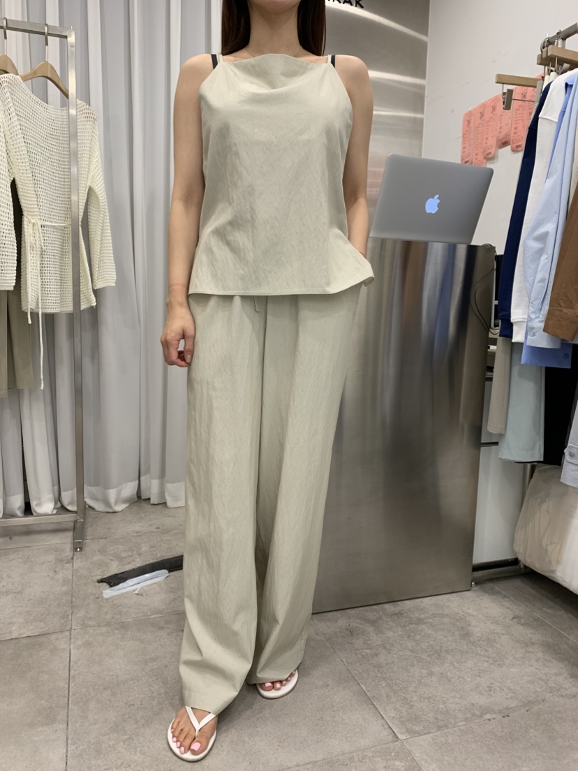 DARAK韓國㊣直郵東大門代購女裝新品熱賣職業推薦休閑吊帶背心DARAK吊帶/背心