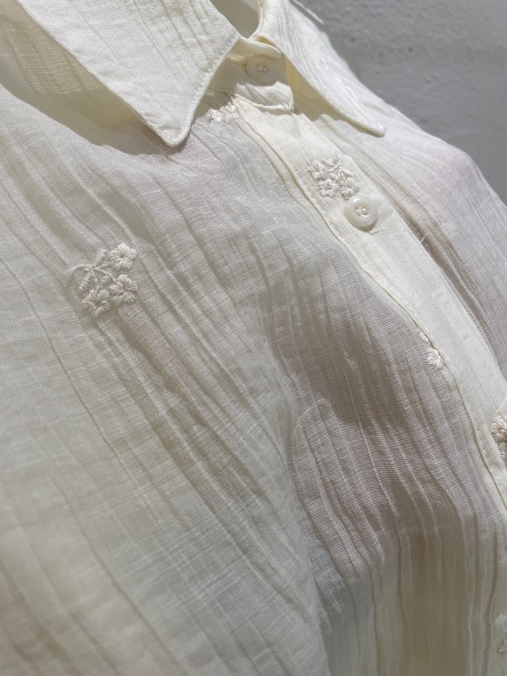 MILUI韓國直郵㊣東大門實拍女裝新款職業熱賣時尚襯衫蕾絲衫HAUSWOMEN襯衫/蕾絲衫