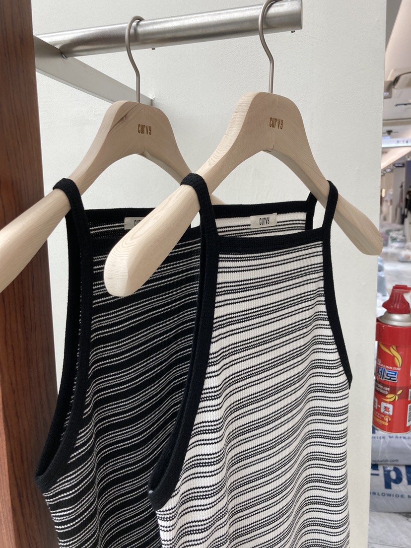 CURVY韓國直郵㊣女裝新款時尚休閑25春夏人氣推薦吊帶背心條紋CURVY吊帶/背心
