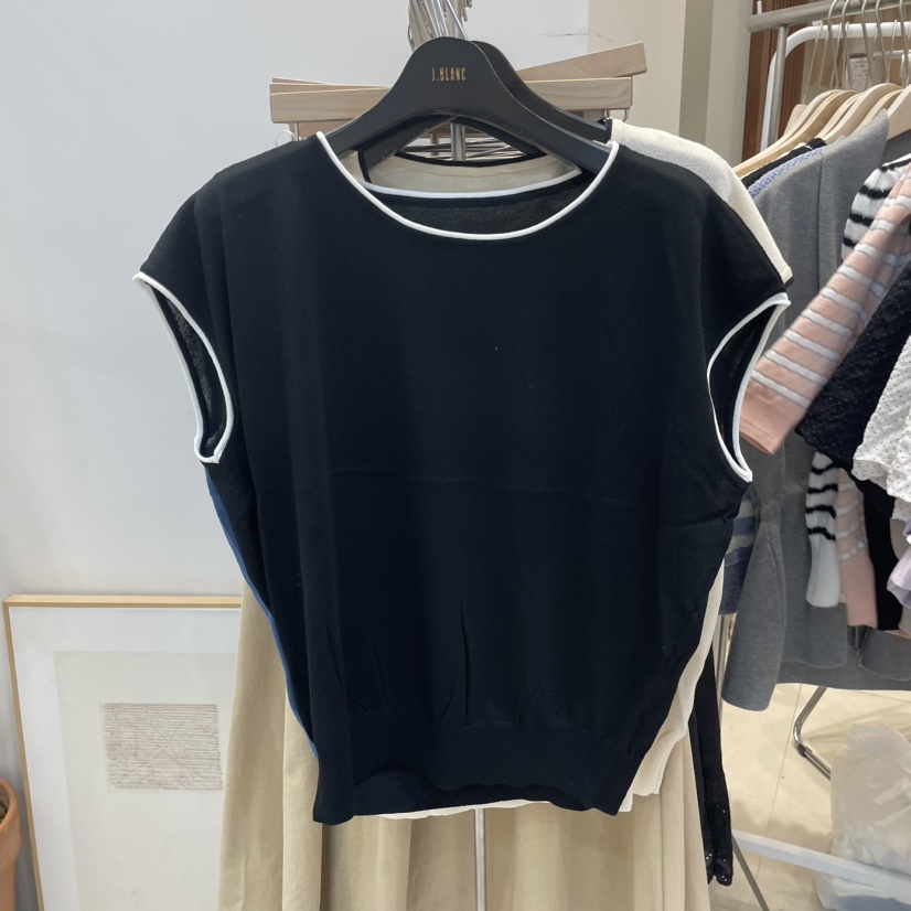 J&C韓國直郵㊣東大門實拍女裝新款休閑推薦人氣吊帶背心J&C/J.BLANC吊帶/背心圖色2