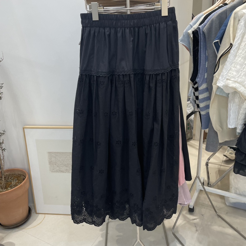 J&C直郵韓國代購㊣女裝新品熱賣時尚人氣推薦25春夏長裙J&C/J.BLANC長裙圖色2