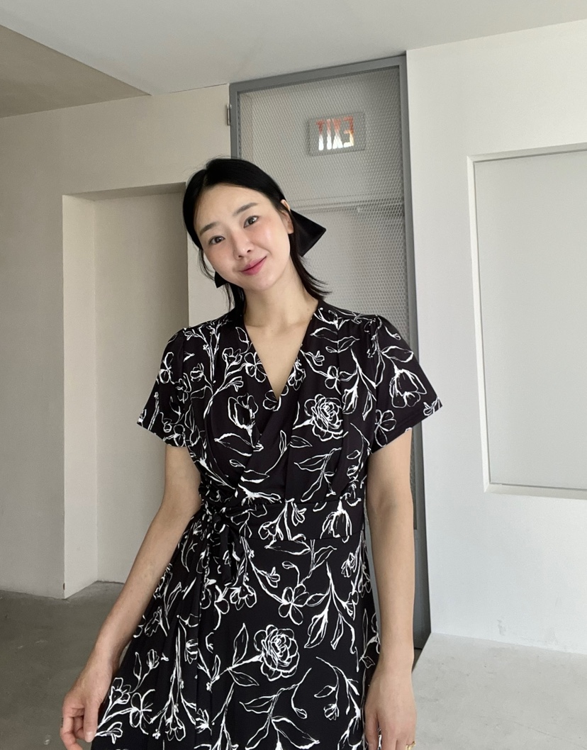 VERNI韓國㊣直郵東大門代購女裝新款時尚職業休閑人氣連衣裙VERNI連衣裙