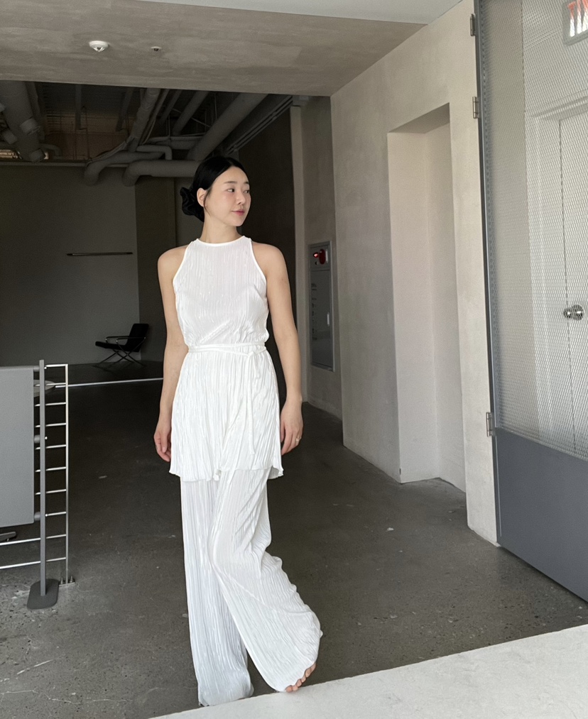 VERNI韓國直郵㊣女裝新款25春夏休閑人氣套裝含腰繩套裝褶皺VERNI套裝