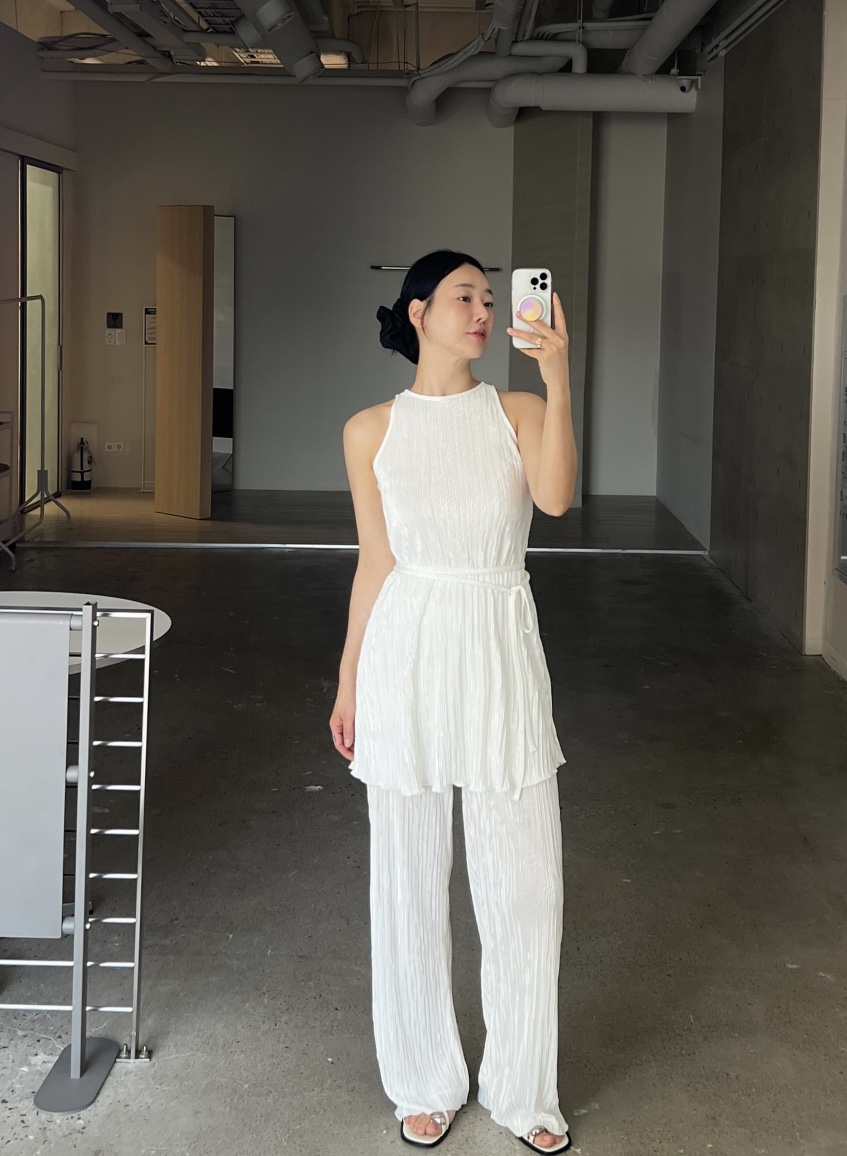 VERNI韓國直郵㊣女裝新款25春夏休閑人氣套裝含腰繩套裝褶皺VERNI套裝