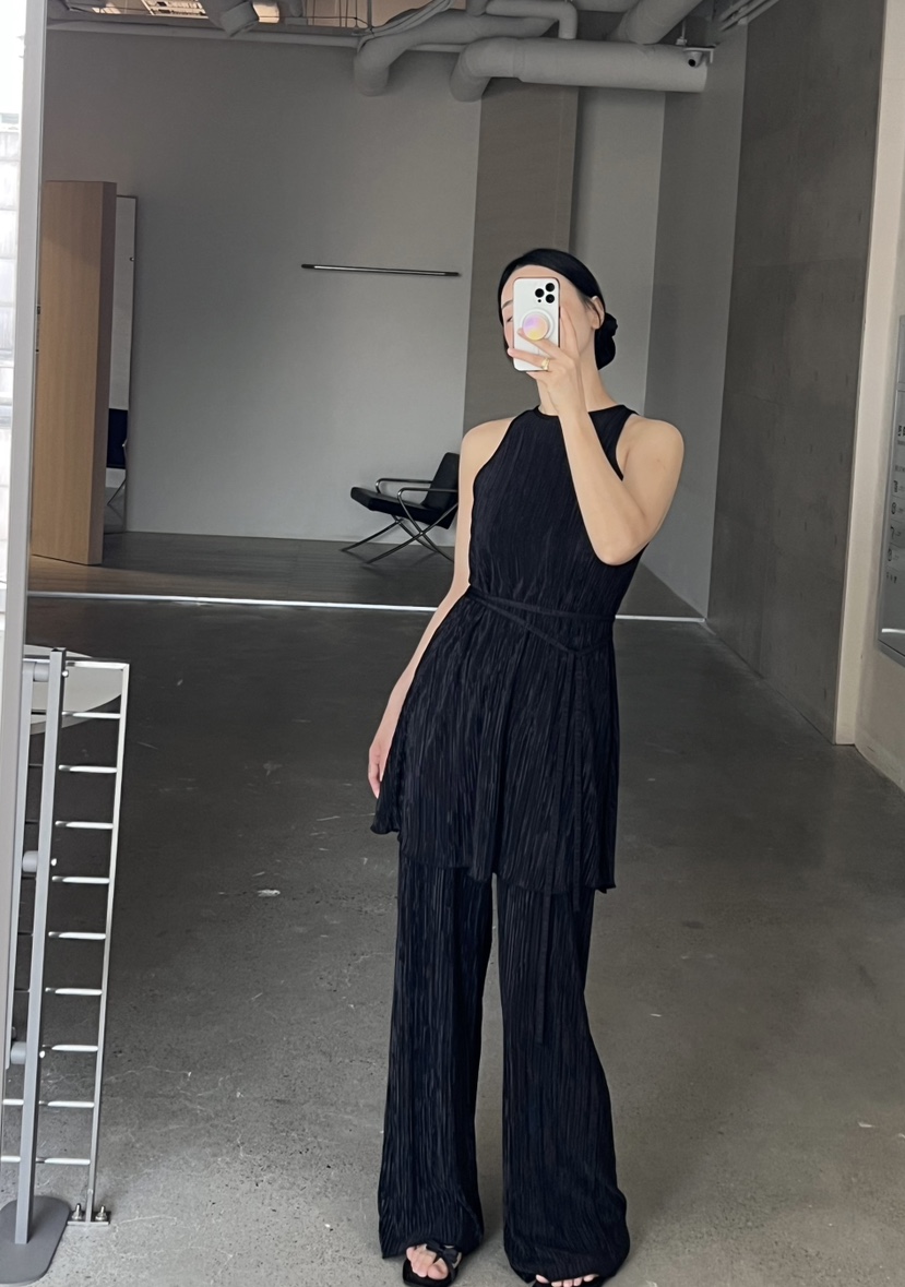 VERNI韓國直郵㊣女裝新款25春夏休閑人氣套裝含腰繩套裝褶皺VERNI套裝
