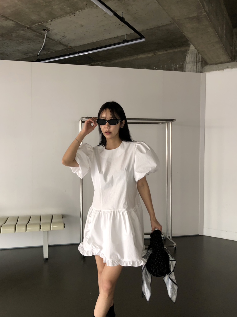 SUNDER MARKET韓國㊣直郵東大門代購女裝新品人氣連衣裙荷葉邊SUNDER MARKET連衣裙
