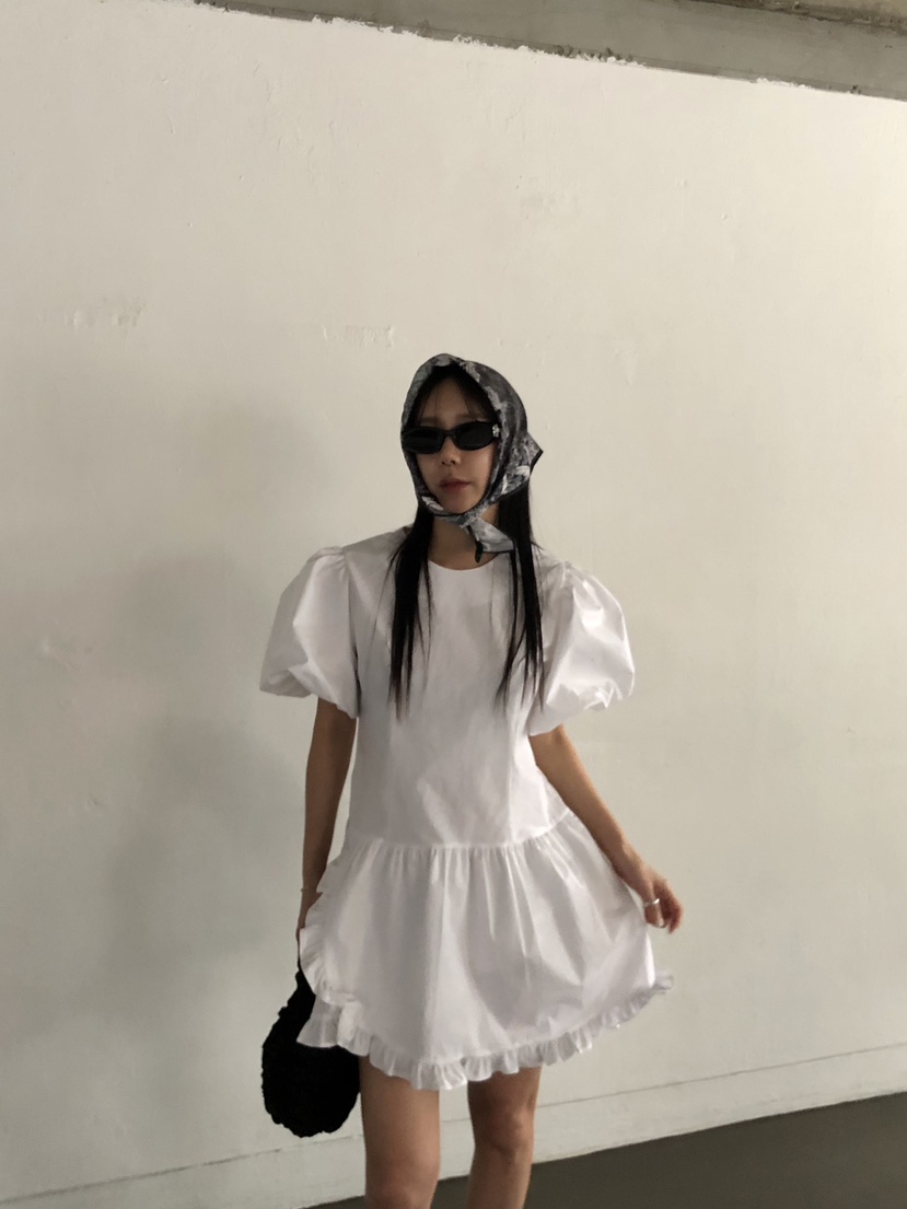 SUNDER MARKET韓國㊣直郵東大門代購女裝新品人氣連衣裙荷葉邊SUNDER MARKET連衣裙