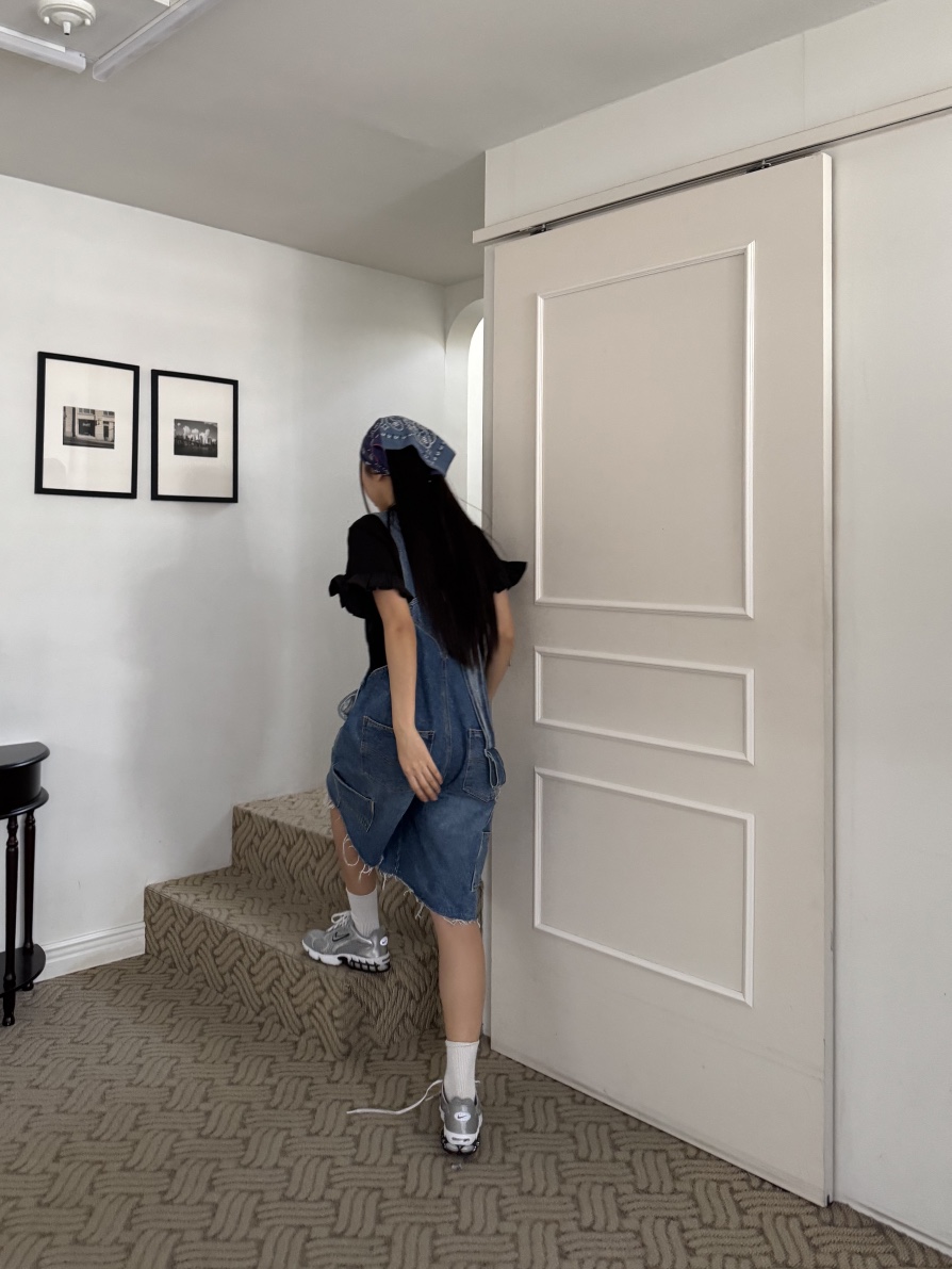 SUNDER MARKET韓國㊣直郵東大門代購女裝新品熱賣時尚背帶褲SUNDER MARKET背帶褲