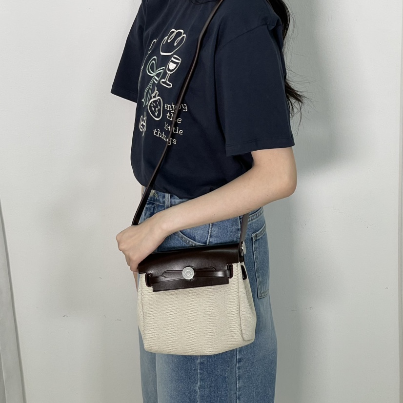 J PLACE韓國直郵㊣女裝新款熱賣休閑推薦時尚人氣單肩斜跨包J PLACE單肩/斜跨包