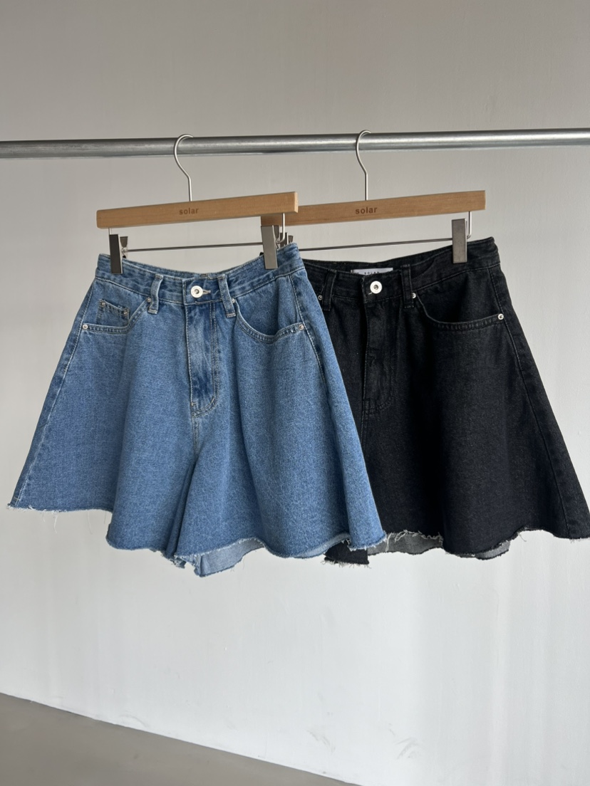 SOLAR韓國直郵㊣女裝新品時尚休閑熱賣人氣推薦25春夏短褲喇叭SOLAR短褲