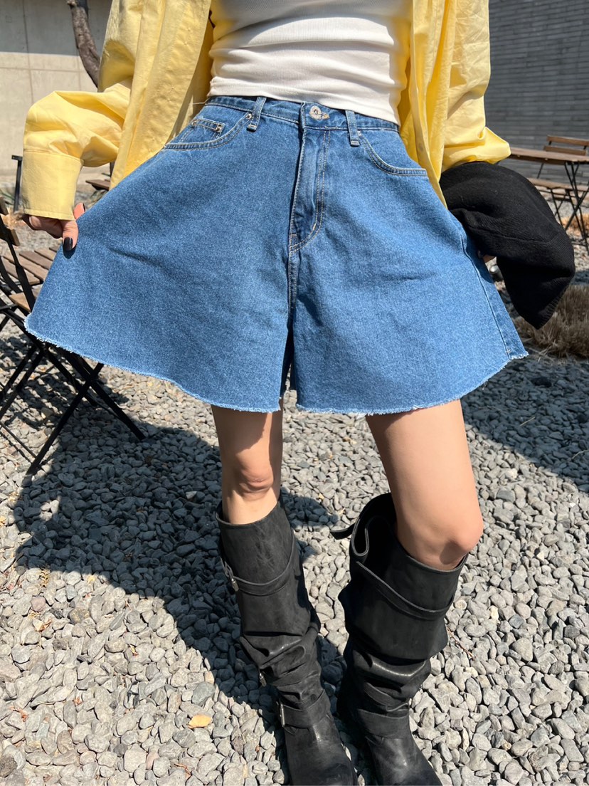 SOLAR韓國直郵㊣女裝新品時尚休閑熱賣人氣推薦25春夏短褲喇叭SOLAR短褲