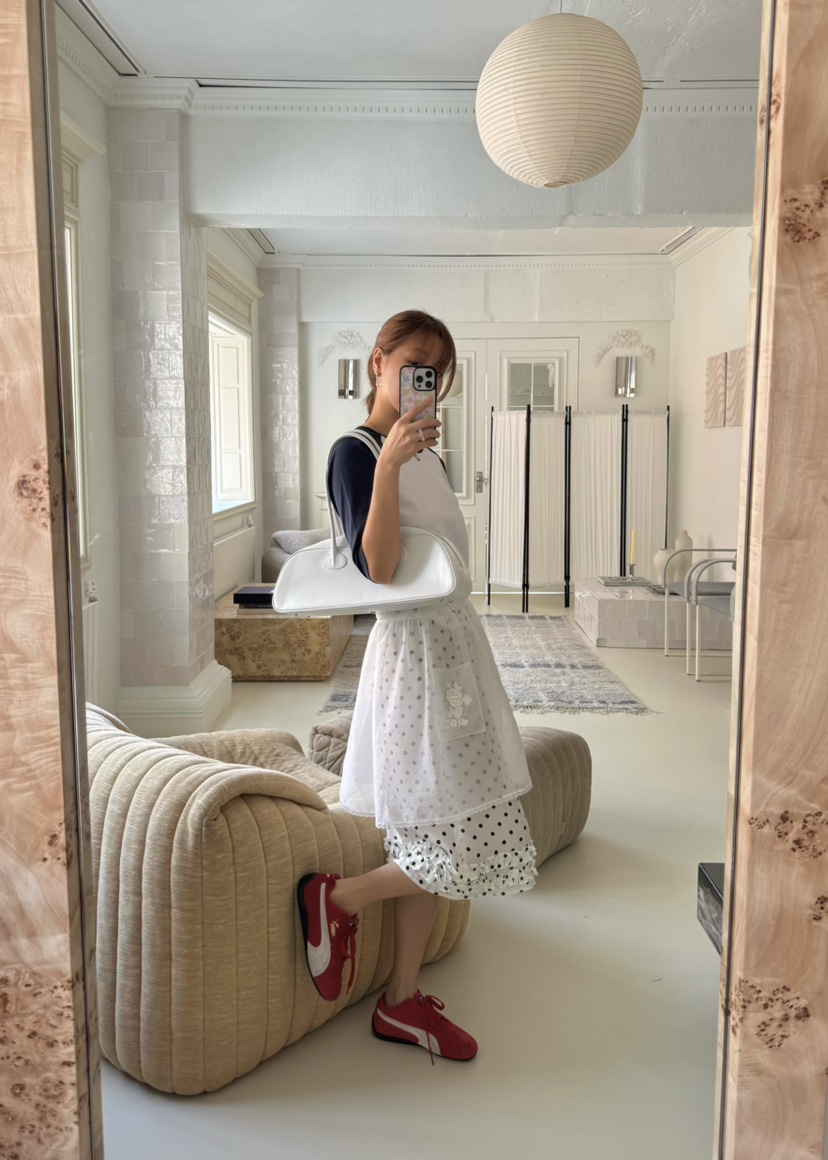 OUPPT韓國直郵㊣女裝新款休閑推薦人氣職業時尚短裙刺繡披肩OUPPT短裙